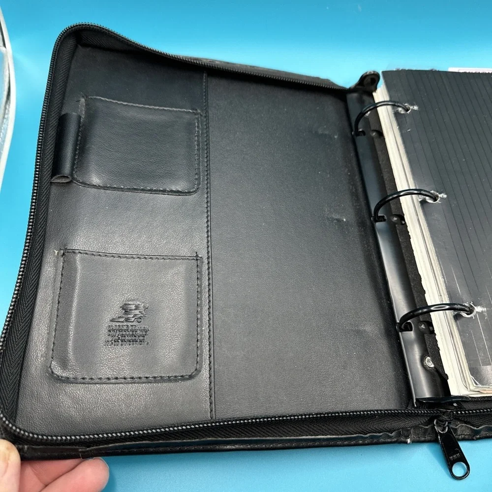 Dayrunner Planner Organizer Black & LOTS of Inserts‎ Full Zip Vintage 90s 1990s